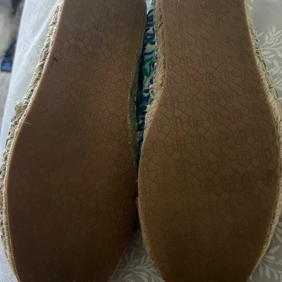 Lilly Pulitzer Espadrilles 8 shoes flats sneakers - Picture 3 of 4